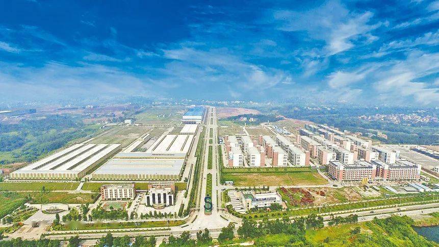 2020罗定经济总量_2020年高清罗定城市(2)