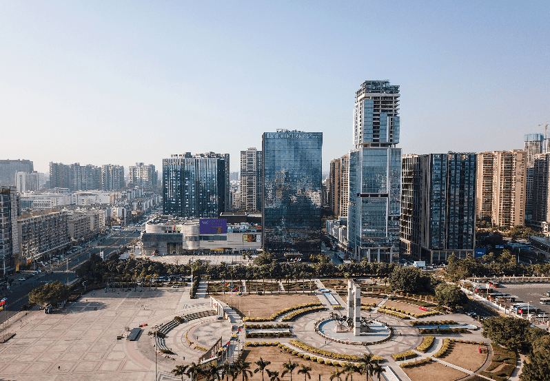 龙华区再掀大开发大建设热潮_中心城