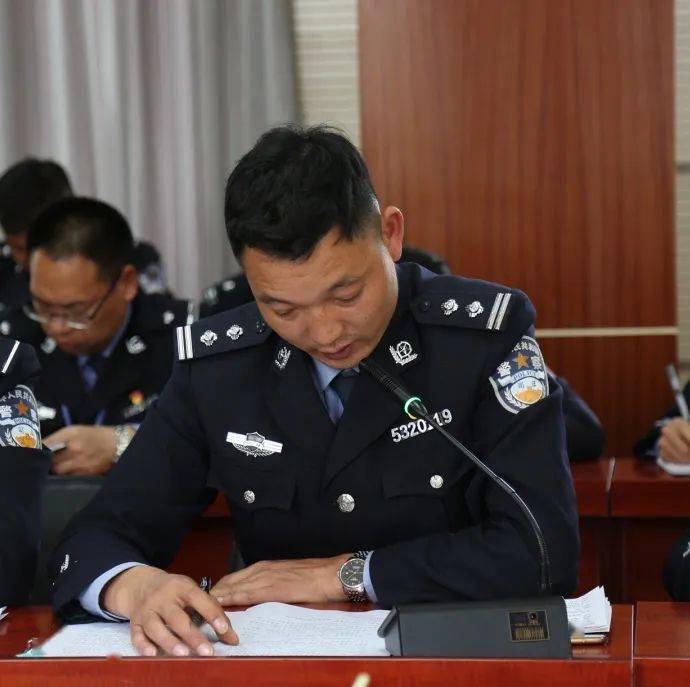 云南省玉溪监狱党委召开理论学习中心组 2021年第四次集体学习会议