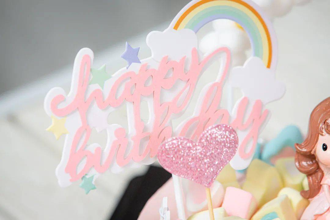 女朋友生日祝福语感动到哭 9876ff3406744ee78b2cfd21601c258b.jpeg