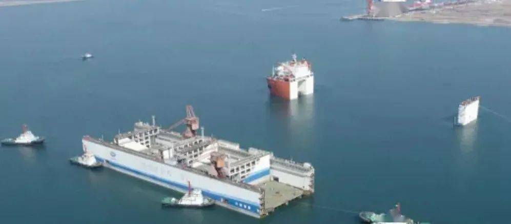 泛洲船务完成港船重工 港船浮船坞二号 装船开往土耳其 振华