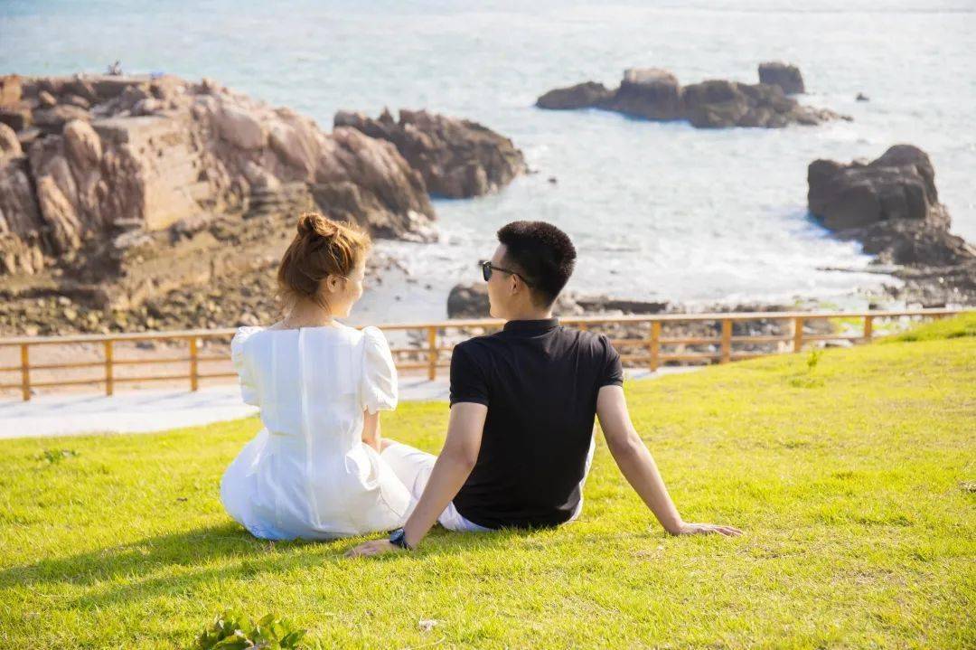 这一届年轻人纷纷走向相亲自由恋爱失败了吗