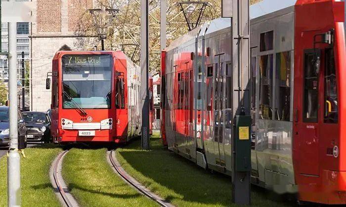 值得一提的是,在科隆并不区分有轨电车和地铁.