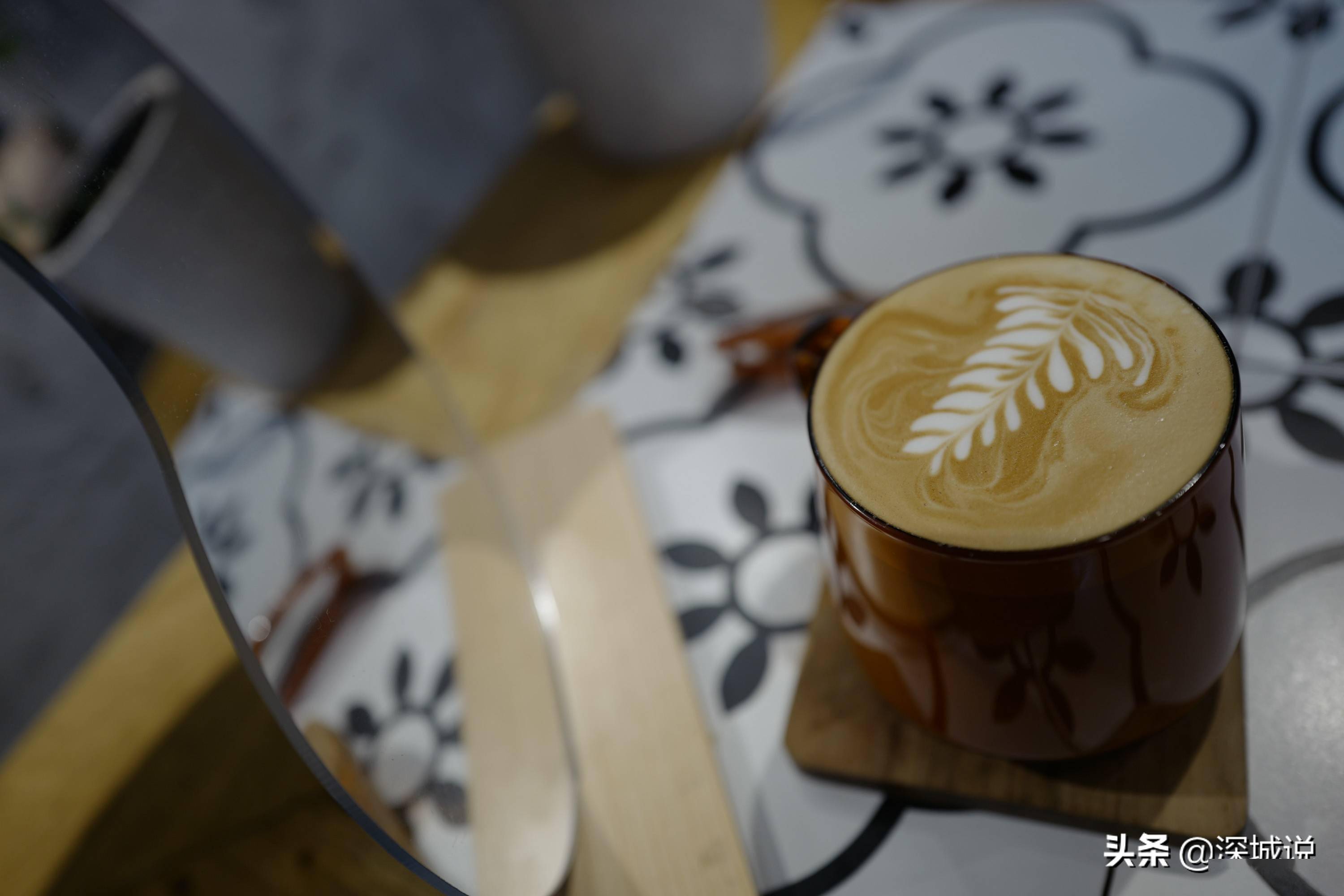 昆明翠湖附近不少小咖啡馆卷耳咖啡环境雅致安静别具情调