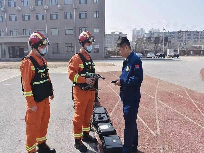 赴汤蹈火抚顺支队开展地震拉动演练