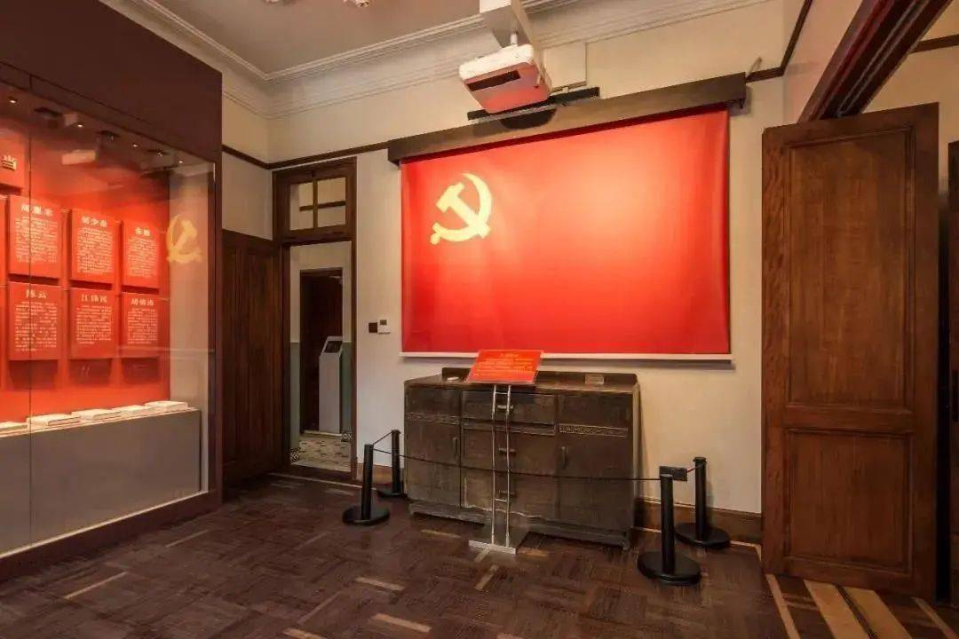 上海乃至全国的党史教育基地,向后来人诉说那段波澜壮阔的红色记忆