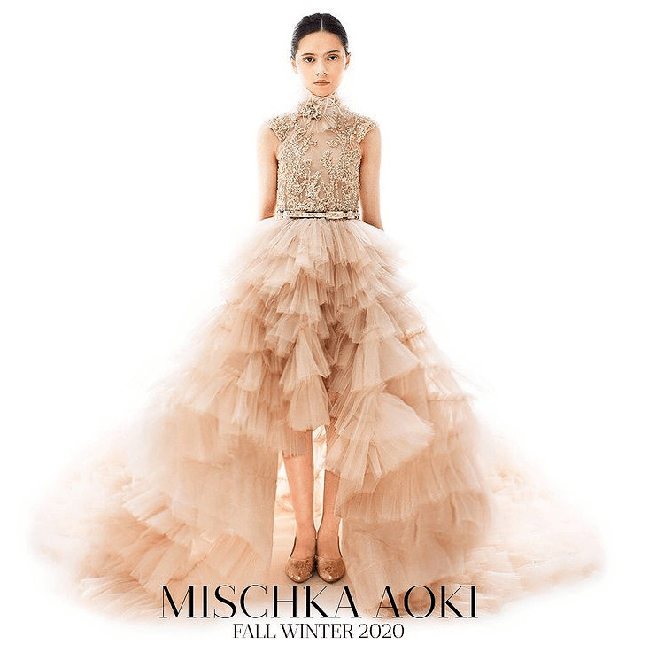 童装界的奢华高定礼服mischkaaoki用顶级大牌的手工技艺编织行走的