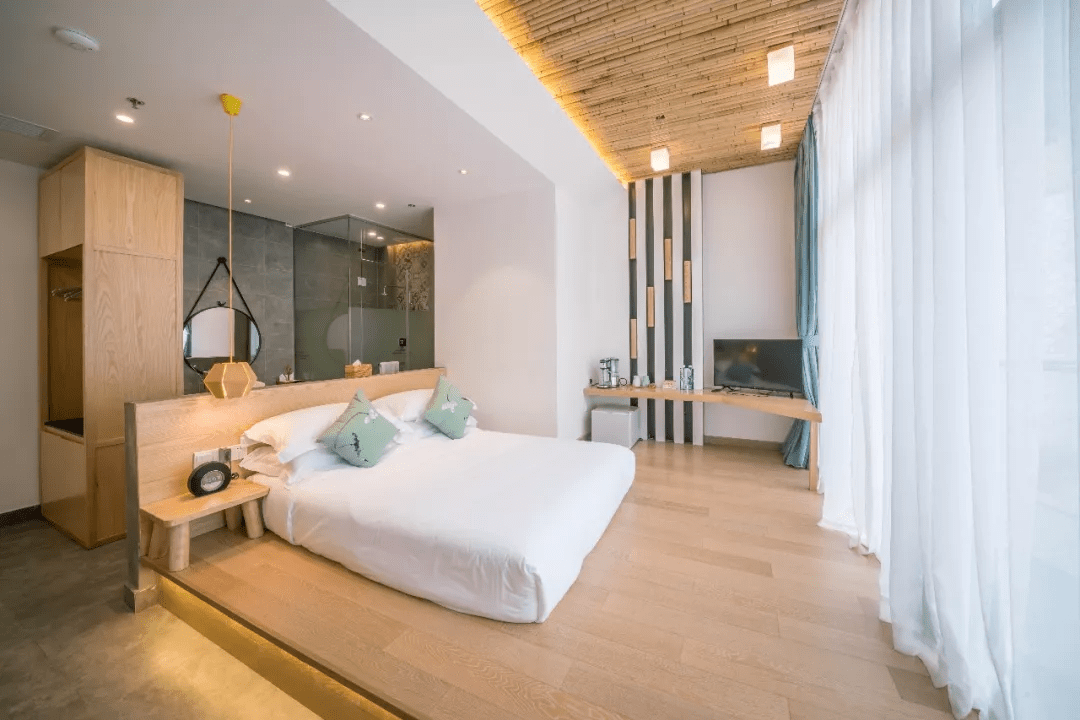 莫干山新晋亲子民宿超赞泳池高空秋千萌娃最爱丨木木青舍