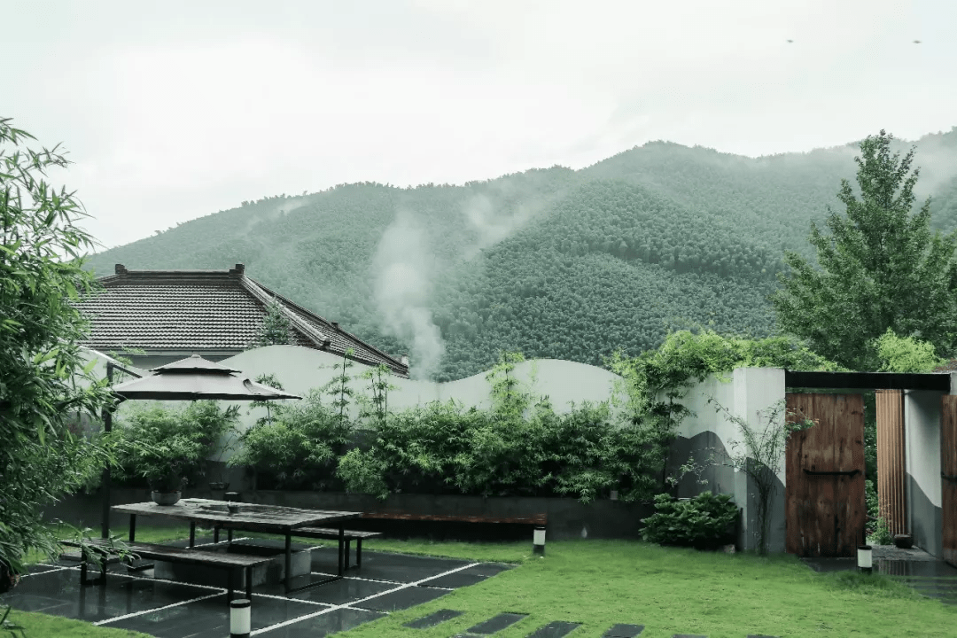 莫干山新晋亲子民宿超赞泳池高空秋千萌娃最爱丨木木青舍