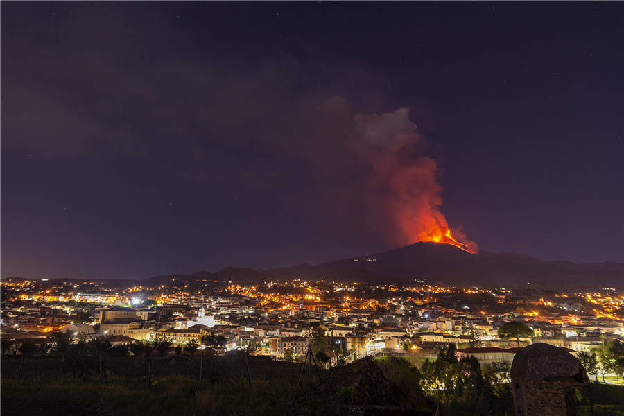 意大利埃特纳火山喷发
