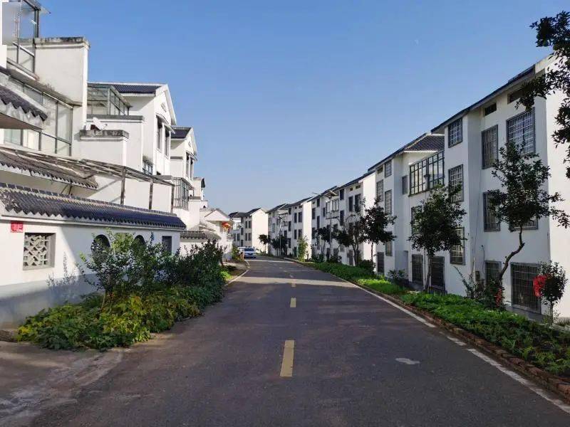 山镇孙家村美丽庭院孙家村房屋及道路整体提升来源:樟树市农业农村局