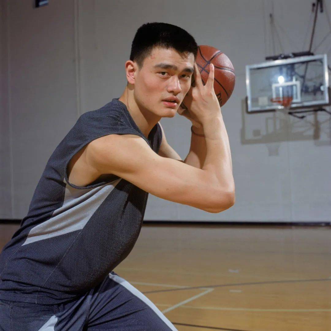 篮球壁纸中国长城姚明高清大图