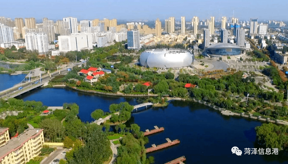 重磅菏泽大剧院片区新增一大型商超工程进度已突破地面