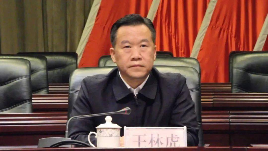 海东市召开国土绿化暨春秋两季全民义务植树百万人大会战表彰大会