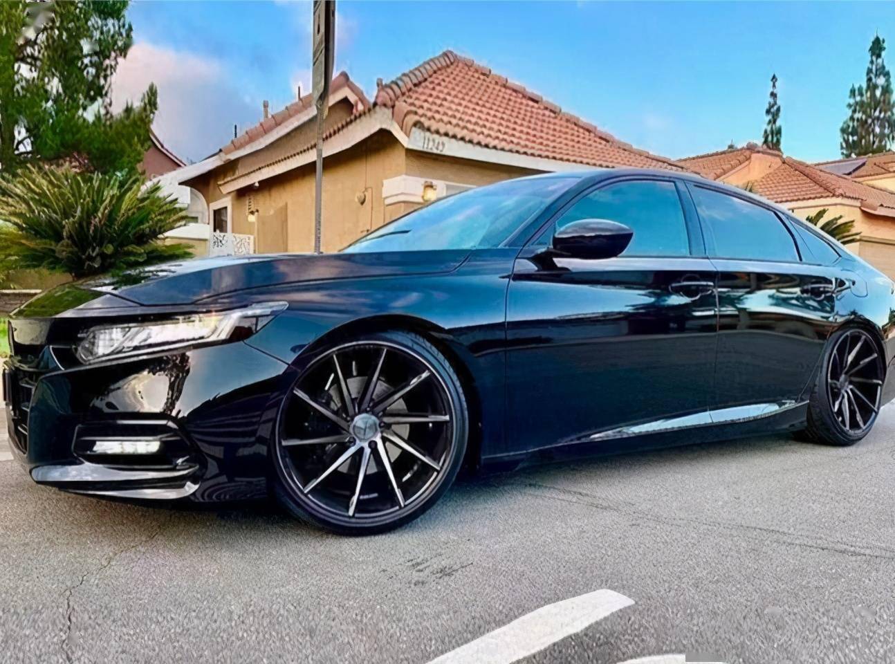 雅阁变身"黑武士",2.0t 10at,加速8秒,比迈腾大气_搜狐汽车_搜狐网