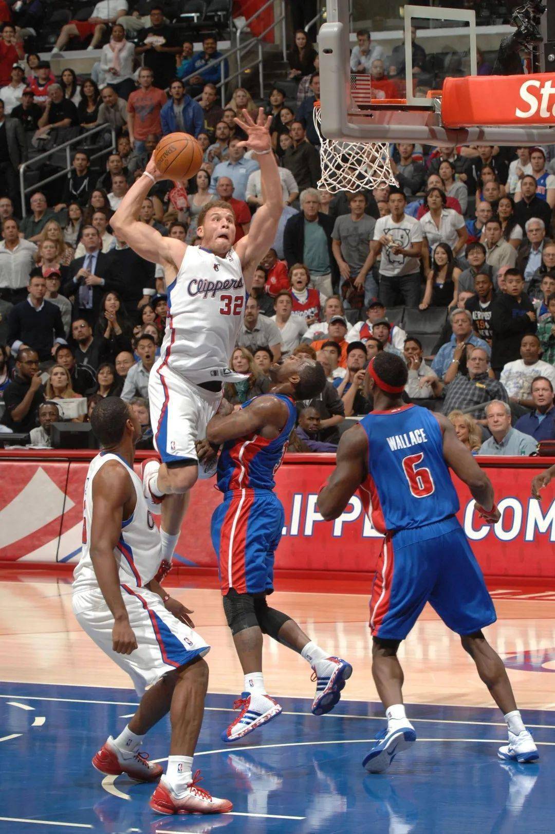 【篮球壁纸】|白兽-布雷克·格里芬高清大图