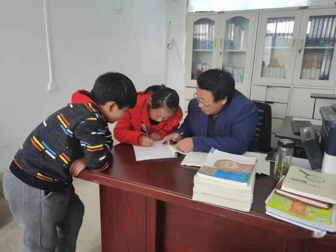 乡村教育的追梦人记烈山镇南庄小学校长张林