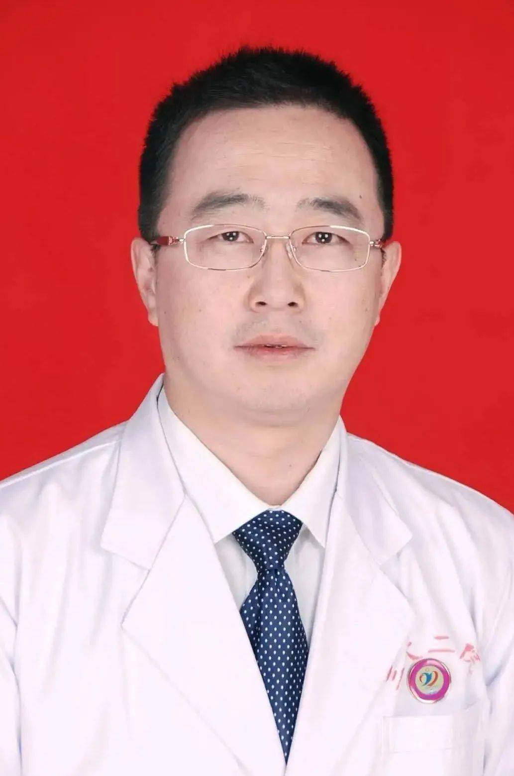 苏万东教授首先介绍了基底动脉穿支动脉瘤的三种类型和相关文献.