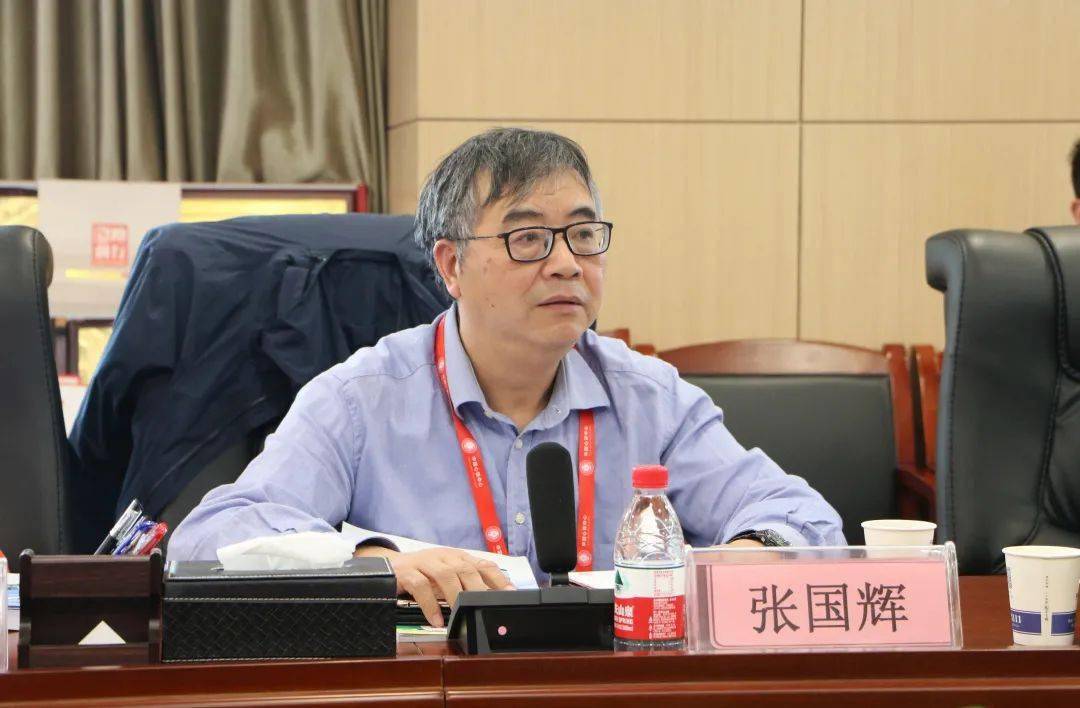 会议现场4月8日下午,以镇江市第一人民医院张国辉