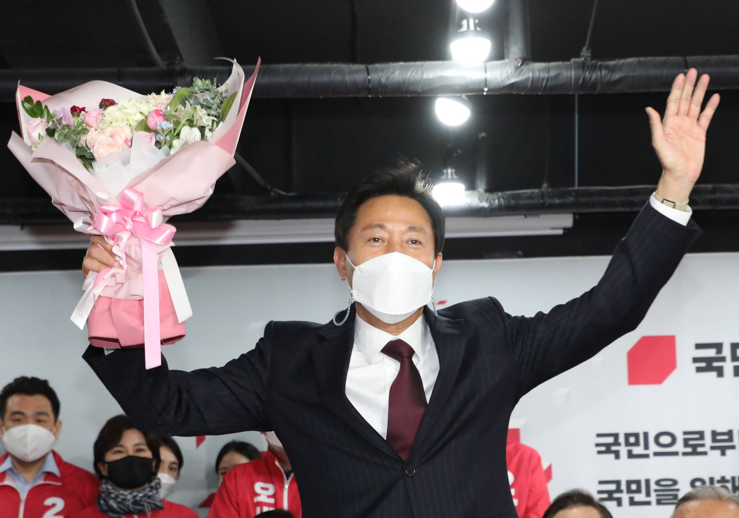 韩国执政党丢掉首尔与釜山 韩媒:韩国政局将发生巨变