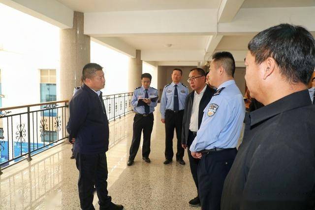 李旭东书记深入思茅公安调研指导政法队伍教育整顿工作