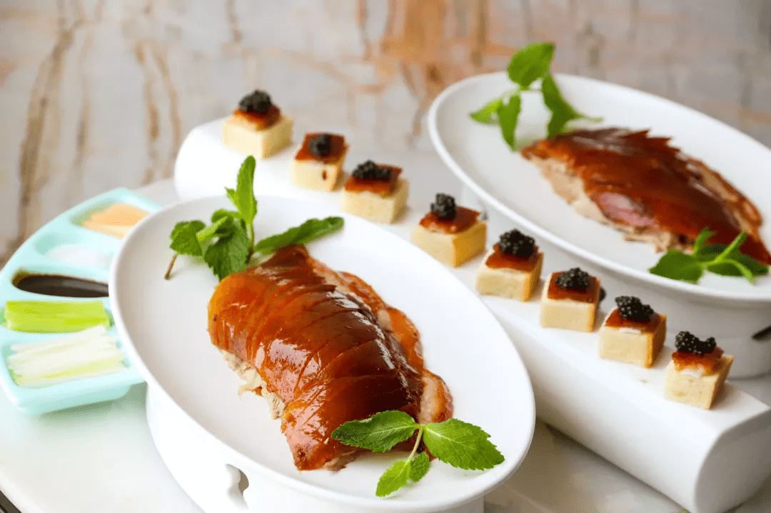 酥不腻烤鸭丨服务于大董全聚德等著名烤鸭企业担任主厨的刘皮吨师傅