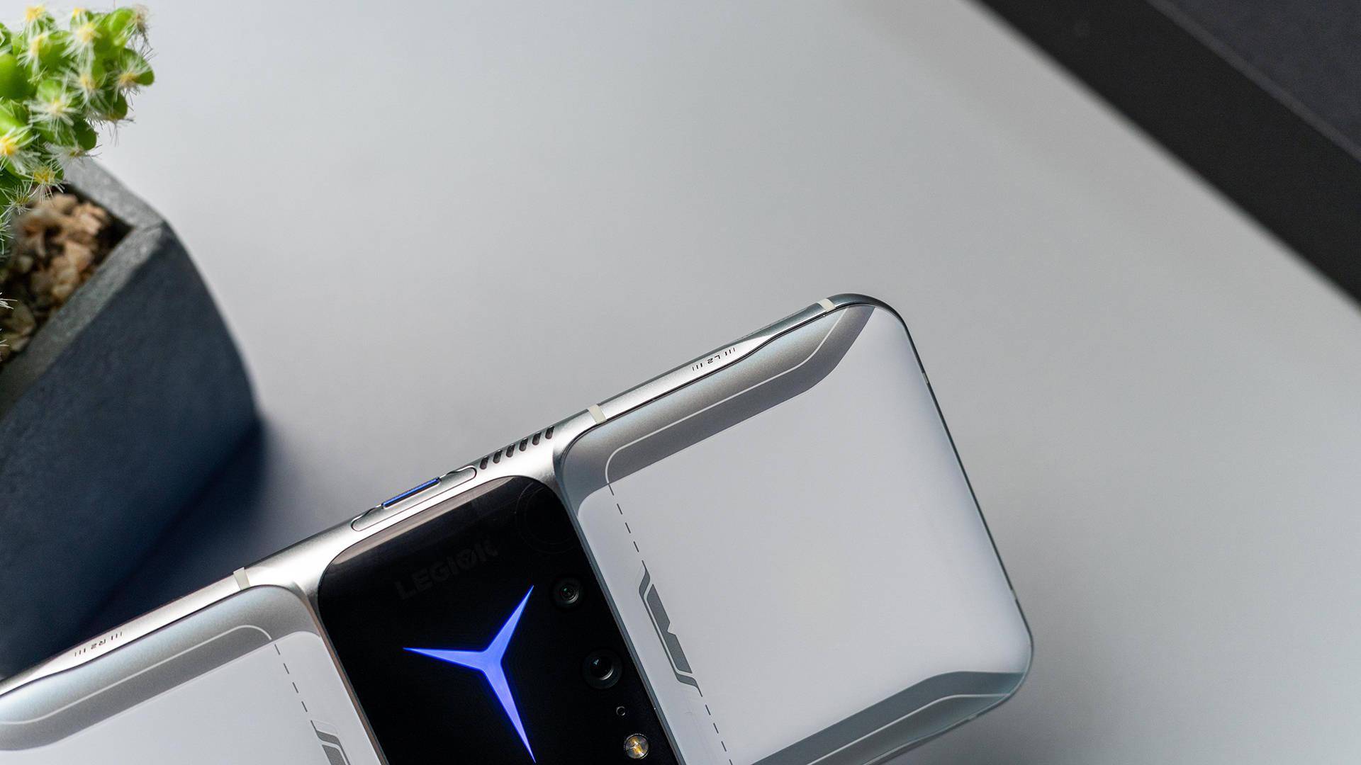 强劲风冷堆料旗舰拯救者电竞手机2pro图赏