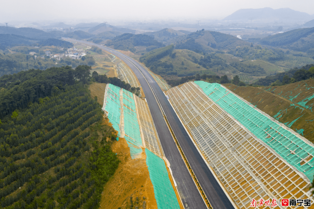 柳南高速南宁至六景段是广西的交通瓶颈,g72泉南高速公路和g80广昆