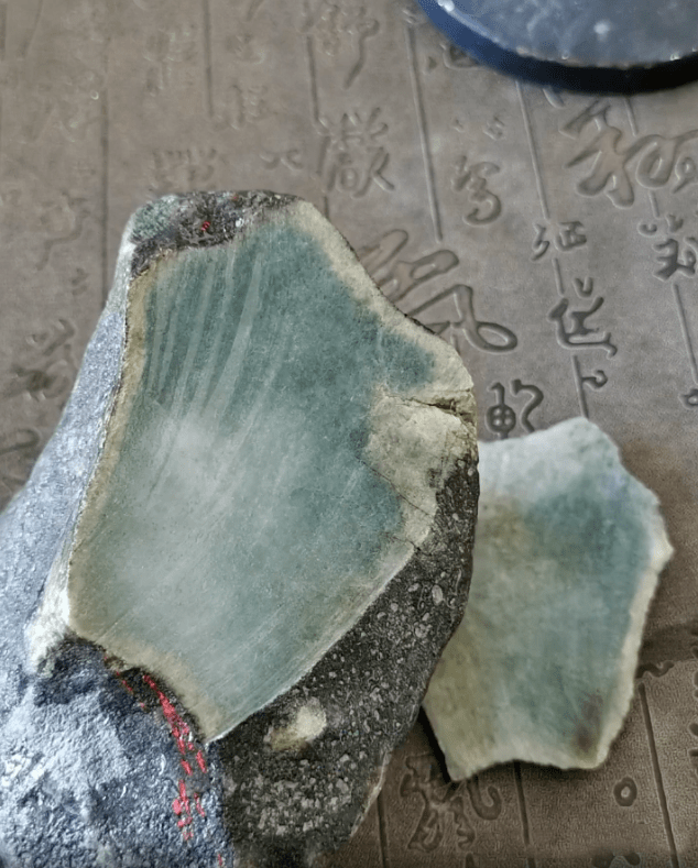 翡翠原石上的白雾你不知道的干货知识