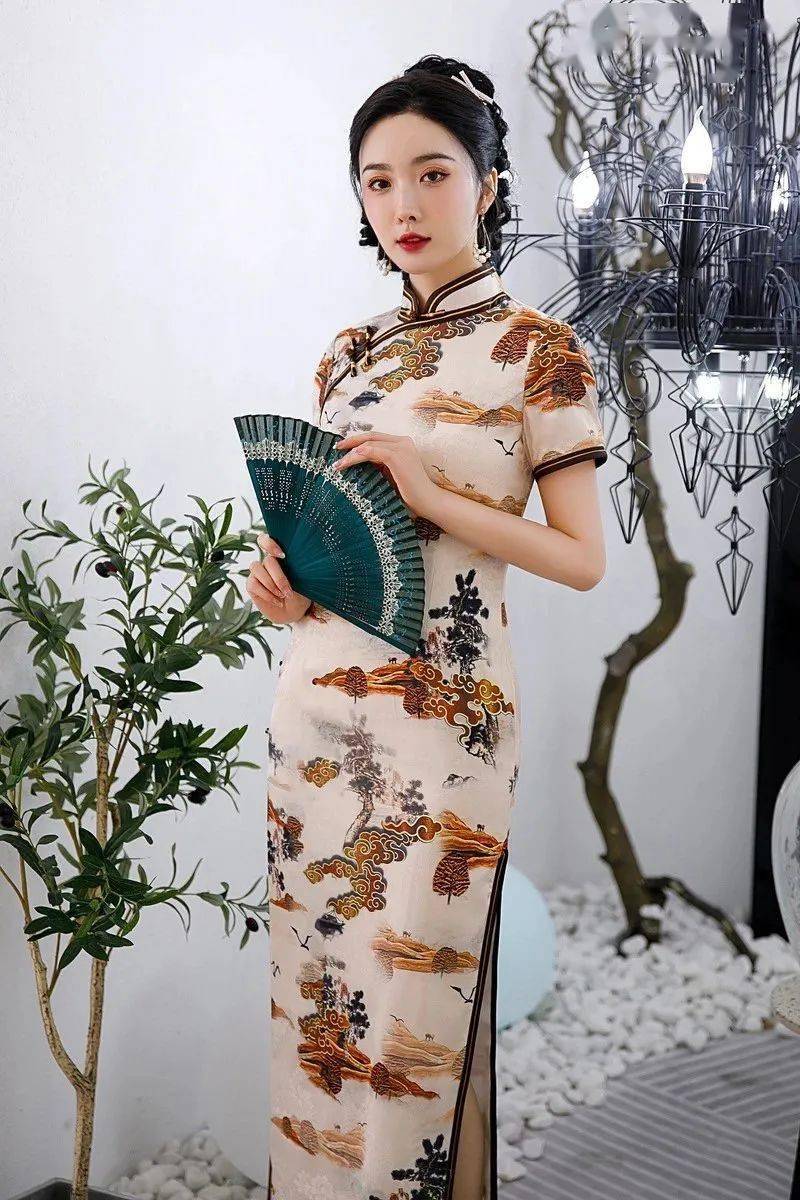 好身材的女人一定要穿旗袍既能风情万种也能典雅端庄