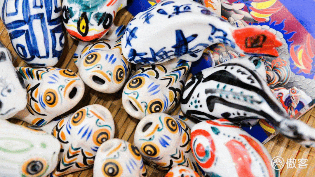 首先,还是得划个重点,泉州府的创意文化周边结合了闽南传统文化元素