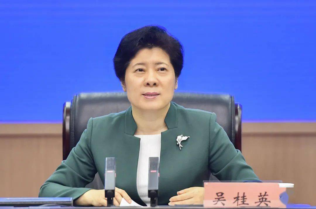 一个上午的时间,市委书记部署了两项重点工作→_吴桂英