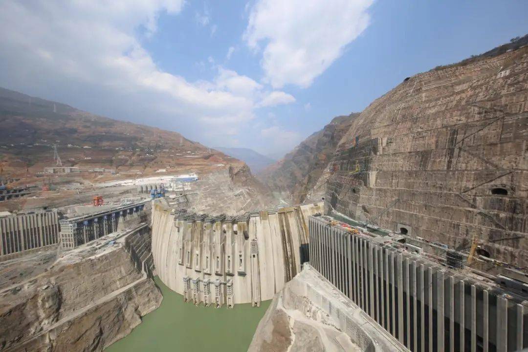 1461个日夜写在白鹤滩大坝浇筑四周年之际