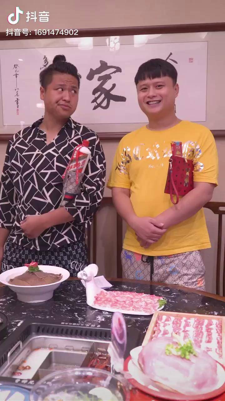 好大哥开的店结局被实力打脸走哪吃哪帅大斌