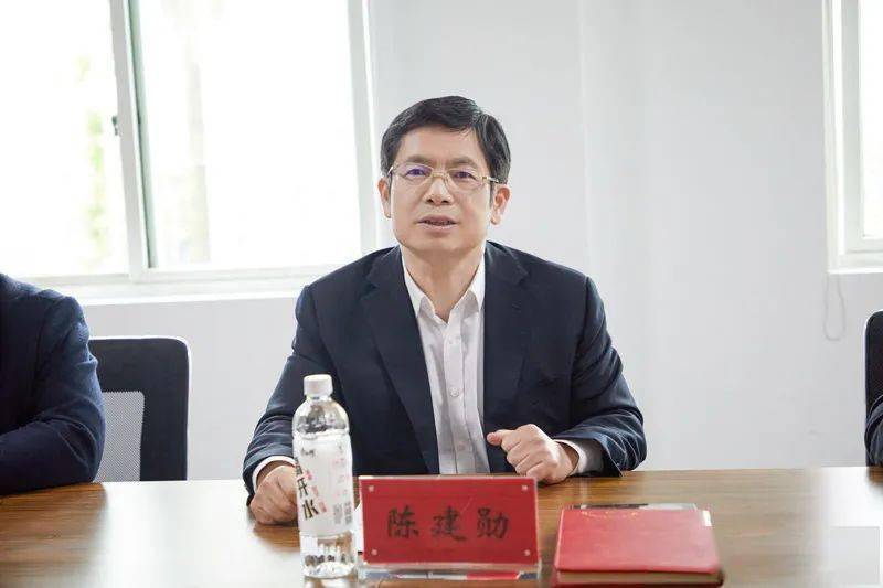 陈建勋督查黄岩工业40首建区建设全力以赴打造台州工业40示范工程