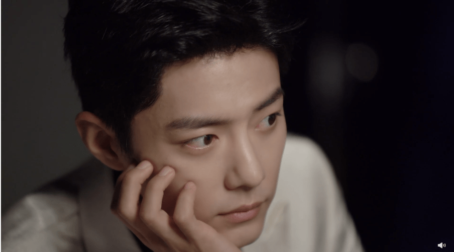 石头科技分享肖战广告拍摄花絮 战总的硬照pose教学了解一下