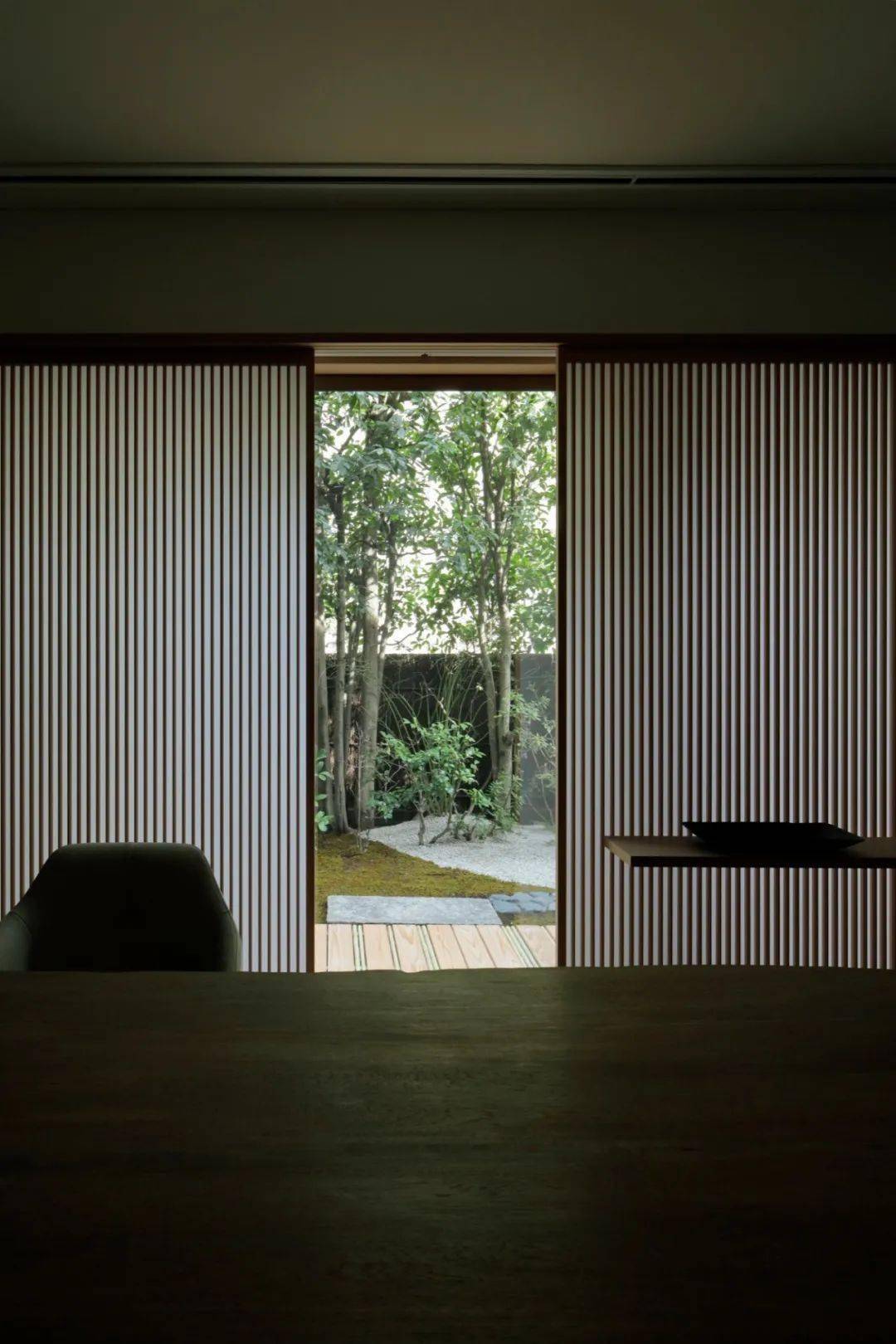 日本美学大师作品极尽静谧之美