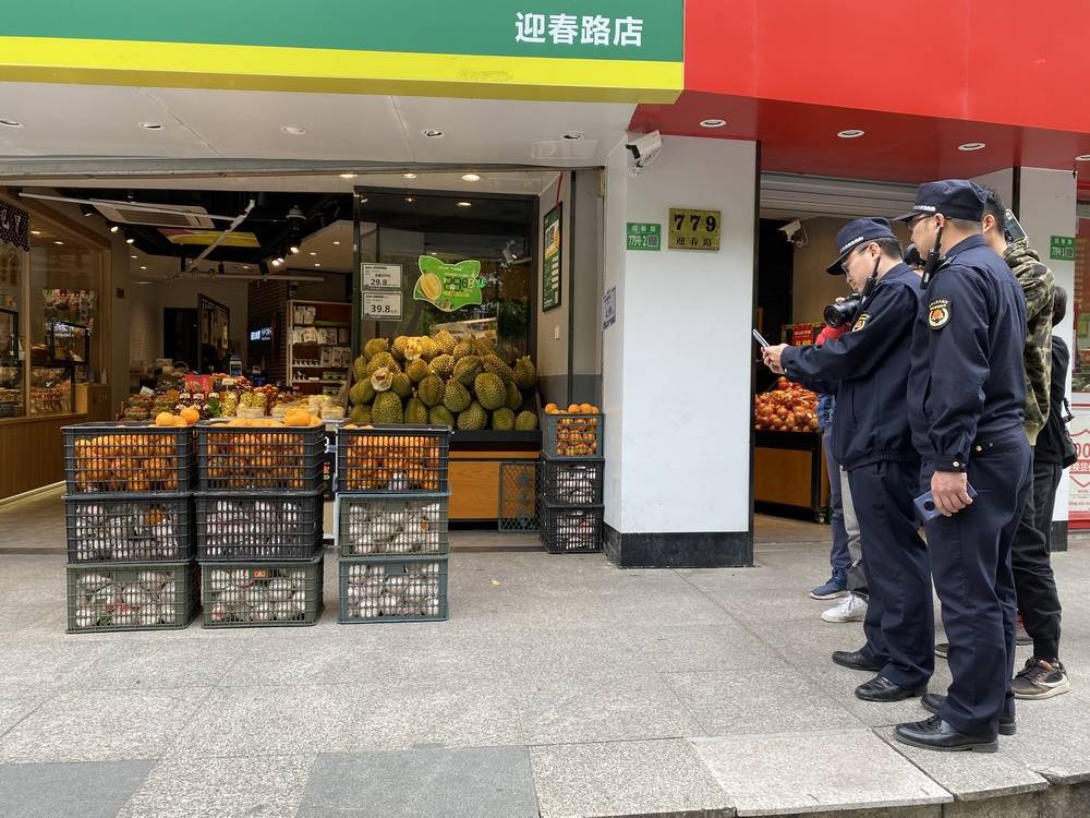 数字化转型下上海城管新探索:智能识别,自动采集,自动警告_浦东