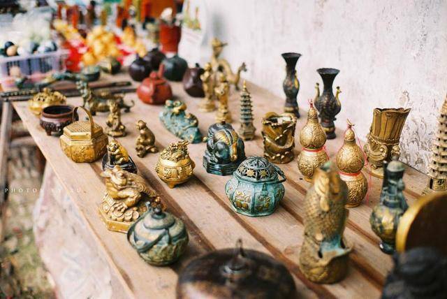 古玩市场真假难辨线上“鉴宝”引发新风潮