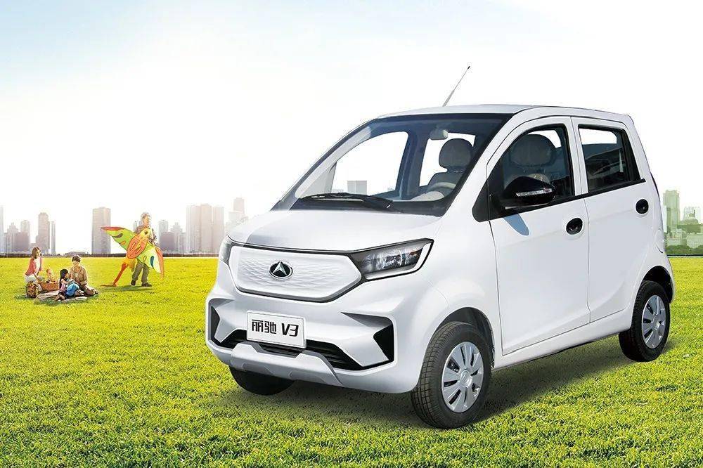 享受安逸时光累了一周了,只想远离繁华城市的喧嚣生活不如开上丽驰v7