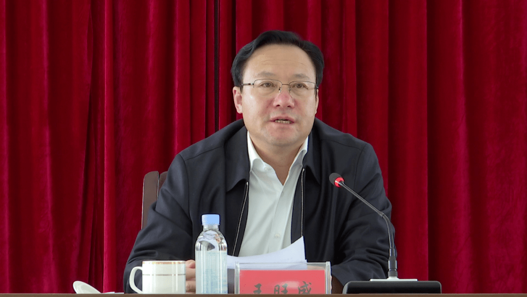 全市推进乡村振兴现场会暨河湖长工作会议在宁城县召开