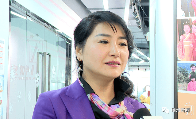 飞执笔编导,在我市甘霖镇毫岭村等地拍摄完成,而且演员都是嵊州本地人