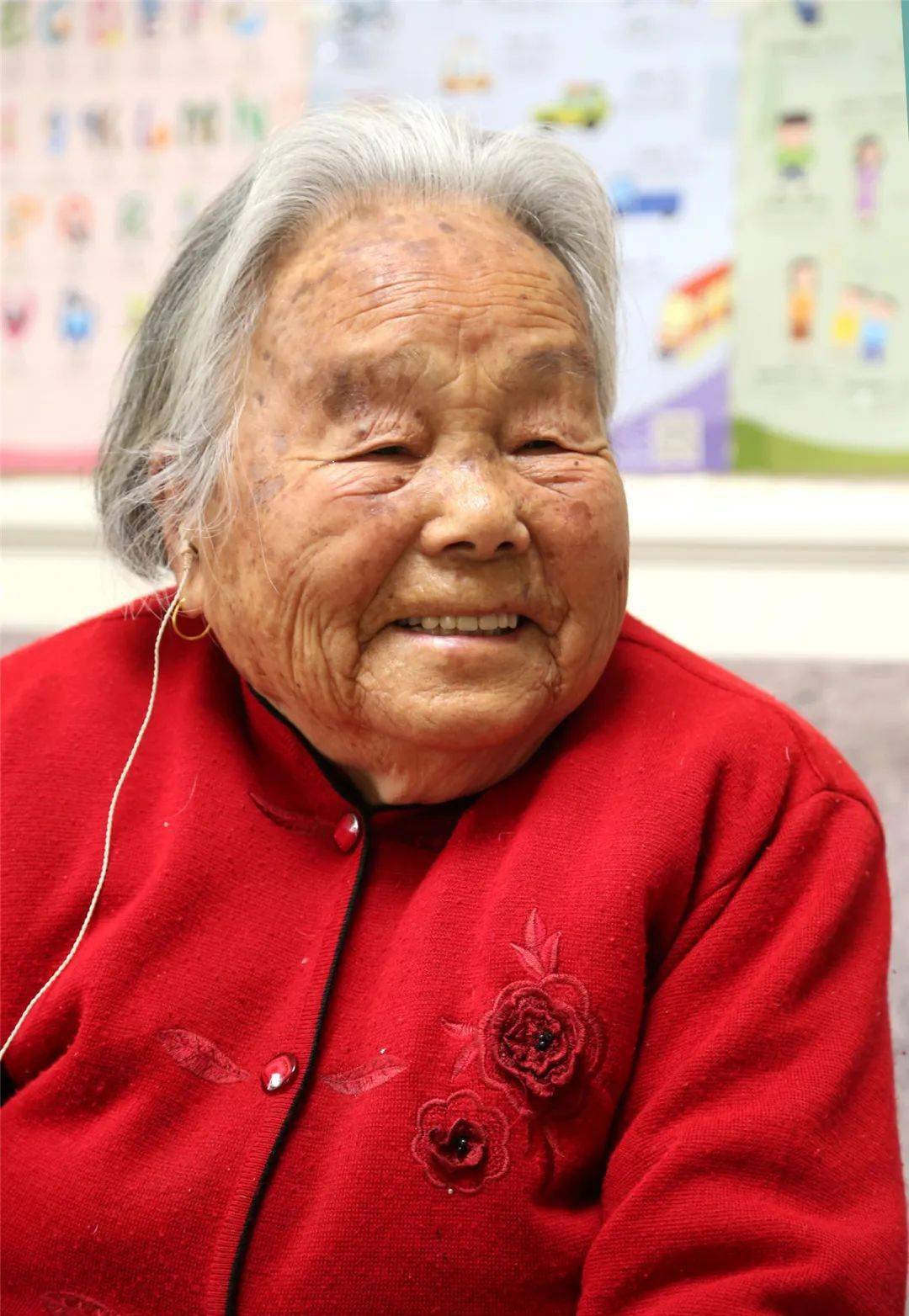 67676767百岁人家感党恩100岁的陈付兰赶上了好时代过上了好