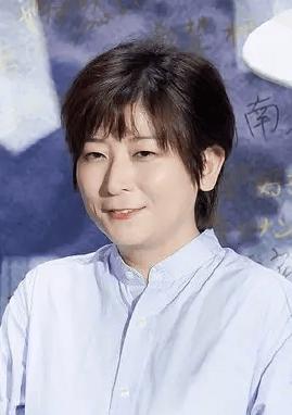 再次,永冈智佳担任柯南剧场版的导演后,该系列的评价分化日益严重.