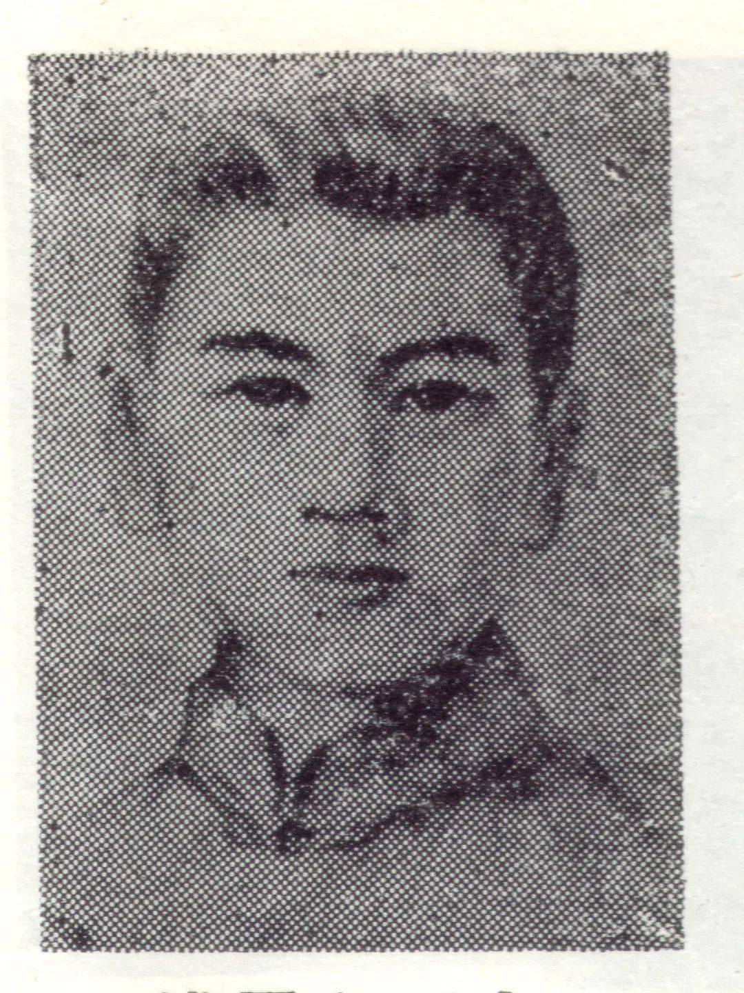 土地革命战争时期任中共当阳中心县委书记,当阳苏区的主要创建人.