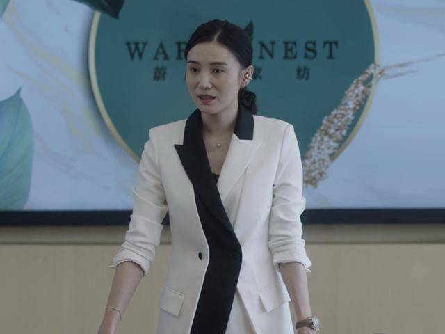 初入职场怎么穿小舍得宋佳的造型职场小白可以借鉴