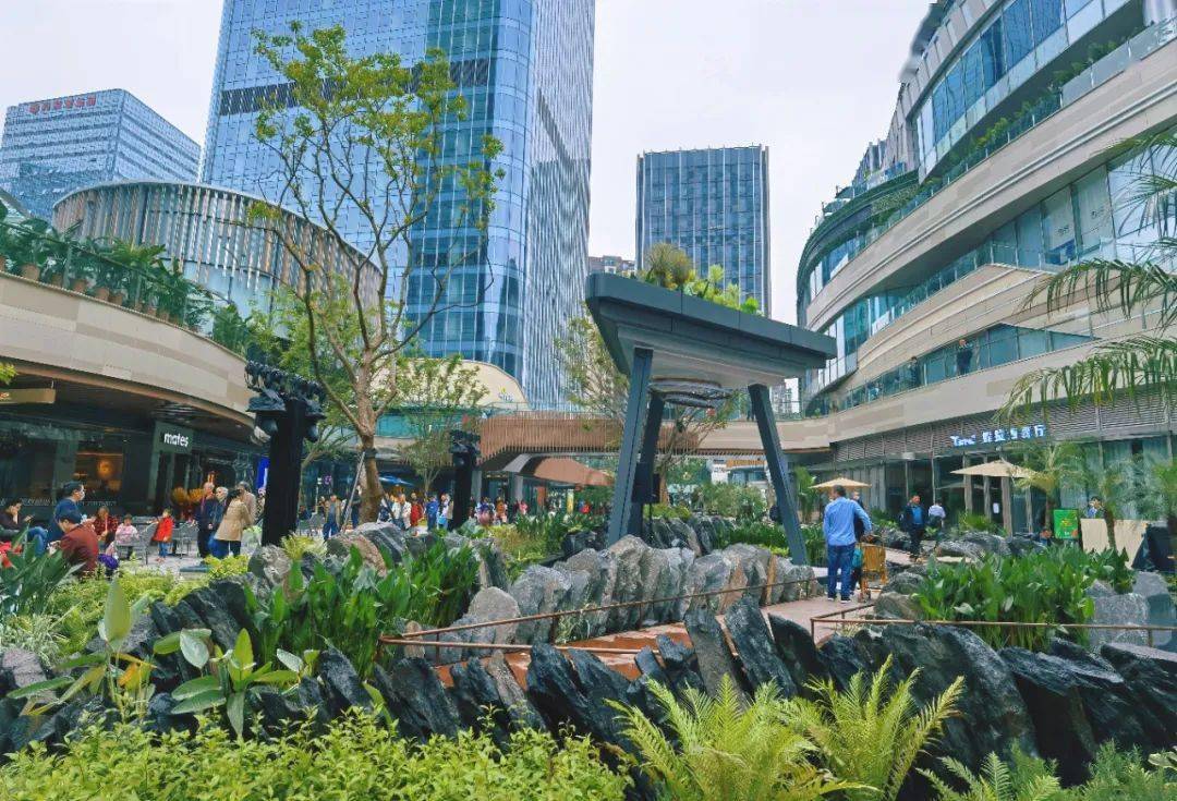 新晋网红打卡地打探重庆光环购物公园开业首日