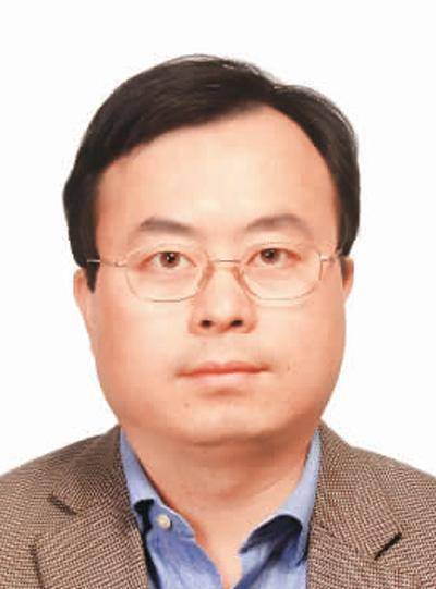 复旦大学美国研究中心副主任 宋国友疫情持续蔓延,对美国社会造成怎样