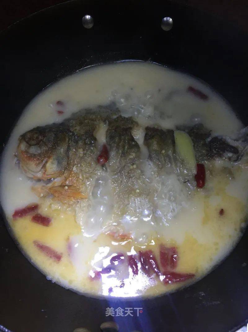 怎么样做红烧鲳鱼好吃又简单视频 03b05e5394964e63a1f2ea7930492771.jpeg