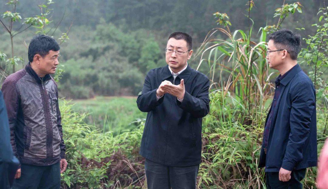 孙劲涛在乡镇督导工作时强调:把党史学习教育同解决实际问题结合起来